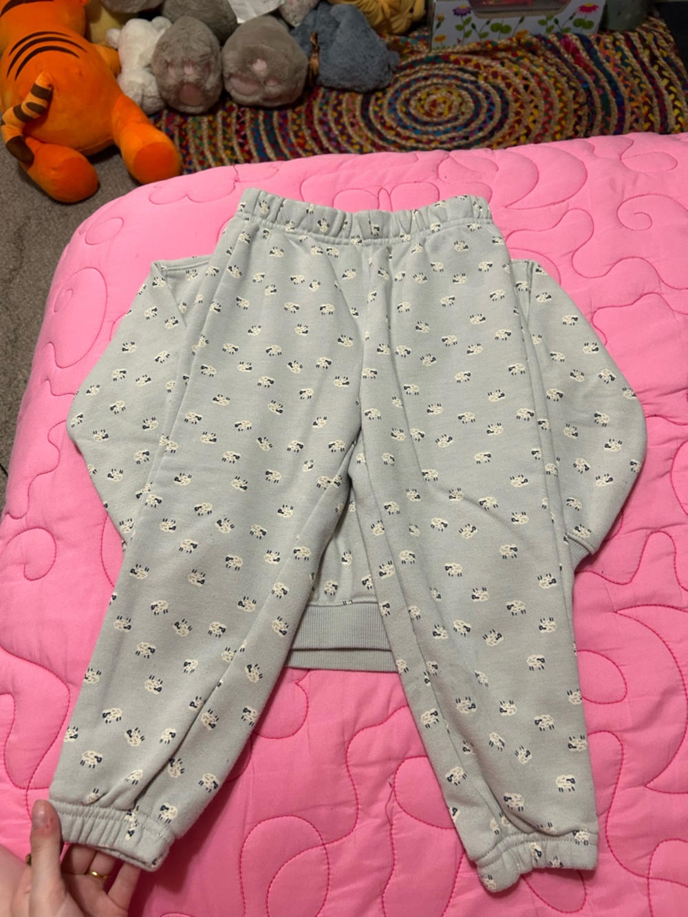 KIDS SHEEP PRINT MATCHING SET - Picture 4 of 7
